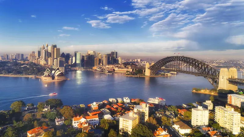 SYDNEY - TP. HỒ CHÍ MINH