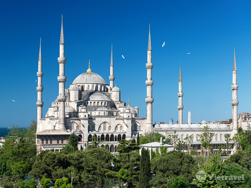 Istanbul – Du Thuyền Trên Eo Biển Posphorus