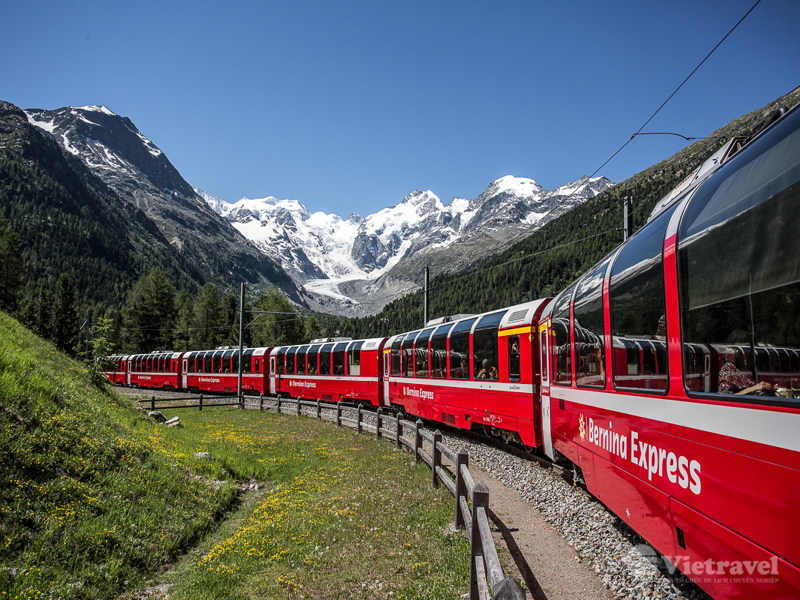Milan – Tirano – Diavolezza – Ngủ Đêm Trên Đỉnh Núi Tuyết