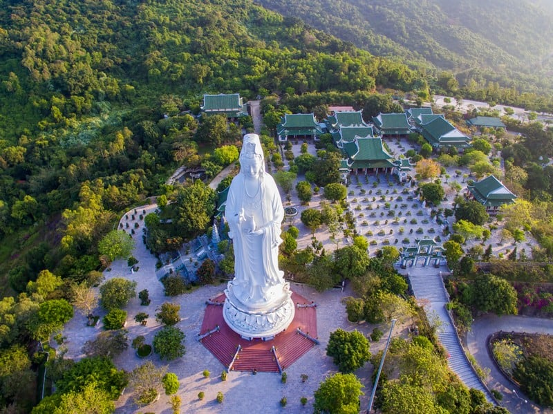 Quảng Ngãi - Đà Nẵng - Bán Đảo Sơn Trà - Chùa Linh Ứng