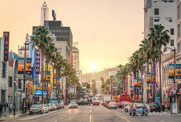 Los Angeles – Hollywood ✈ Tp. Hồ Chí Minh