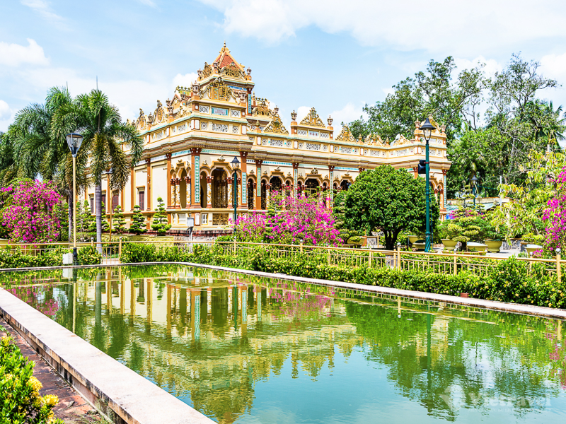 Thành phố Hồ Chí Minh - Hành Hương Long An - Tiền Giang - Khám Phá Những Ngôi Chùa Cổ - Thưởng Thức Ẩm Thực Chay 