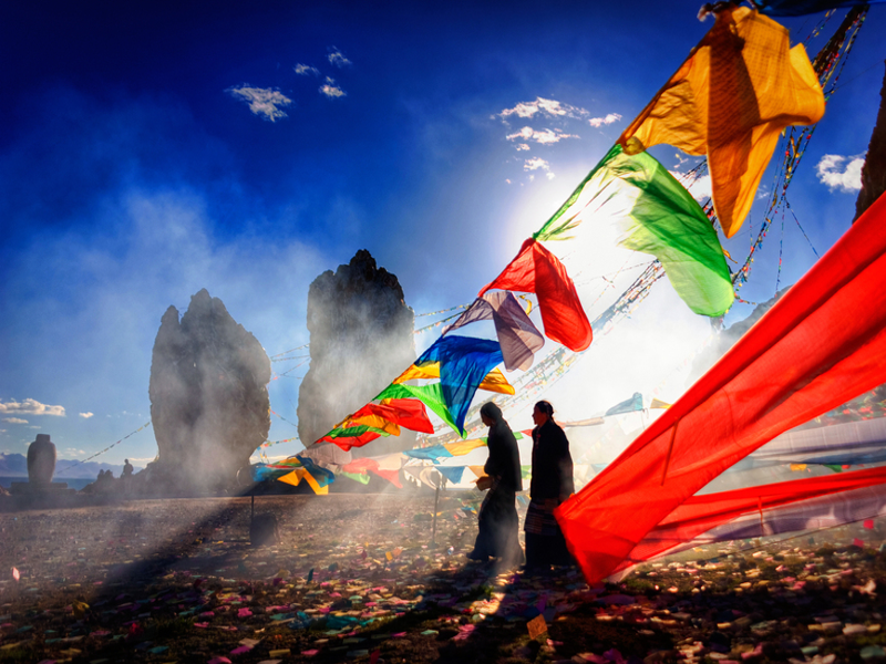 Lhasa – Tp. Hồ Chí Minh