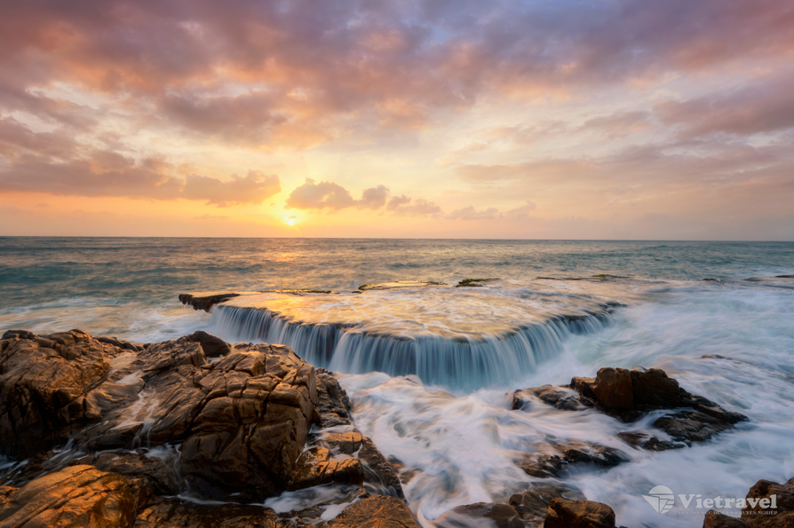 Đặt tour Nha Trang - Ninh Thuận: Vịnh Vĩnh Hy - Hang Rái - Đồng Cừu ...